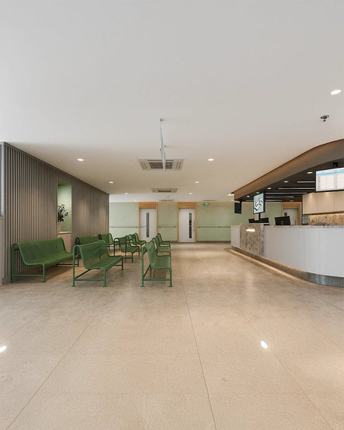 Modern Functionalism – Streamlined Reception & Waiting Zone